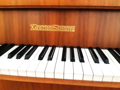 Grotrian- Steinweg Kleinklavier 110